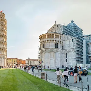 https://a-due-passi-dai-miracoli.it-tuscanyhotel.com