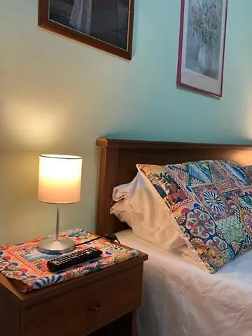 Holiday Alcantara Graniti Room Appartamento